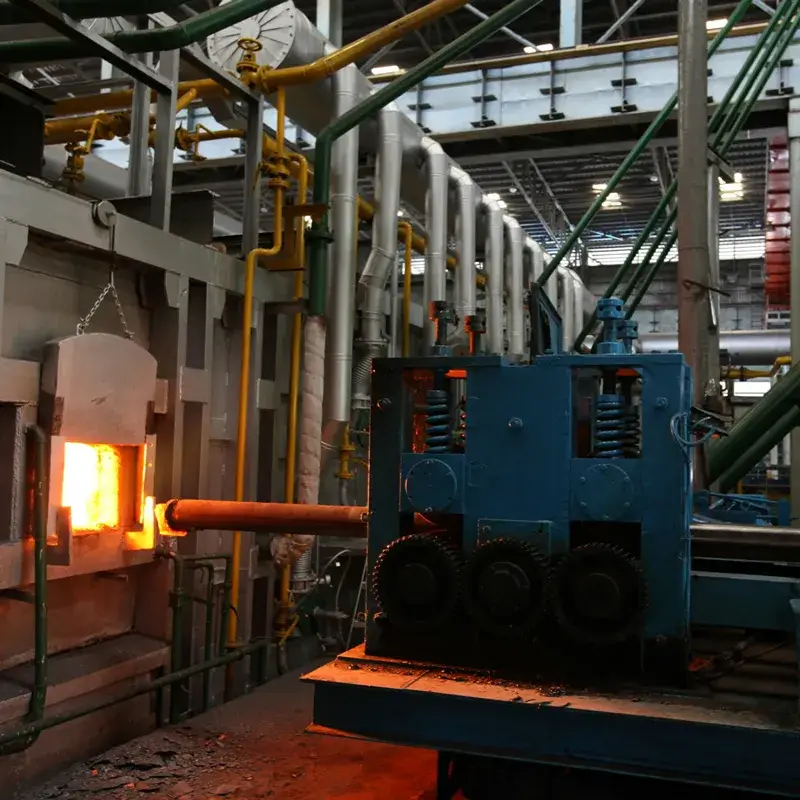 Analyzing oxidation resistance and decarbonization of metal alloys in a 700C UUHT test chamber.